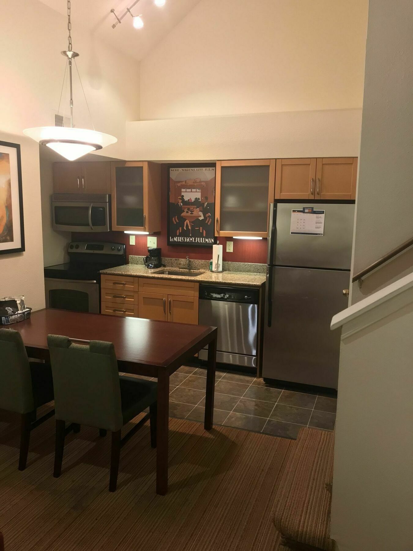 Avia Residences On Savoy - Extended Stay Дънууди Екстериор снимка